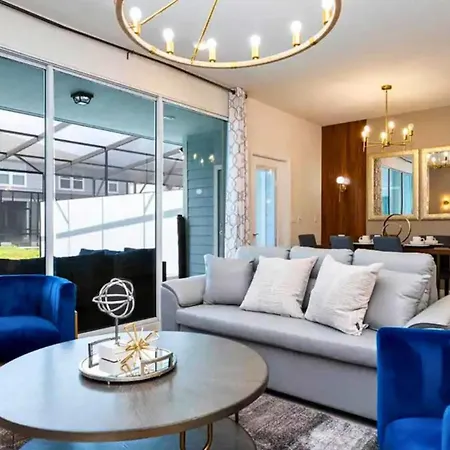 Modern 5Br Townhouse W Private Pool Near Disney